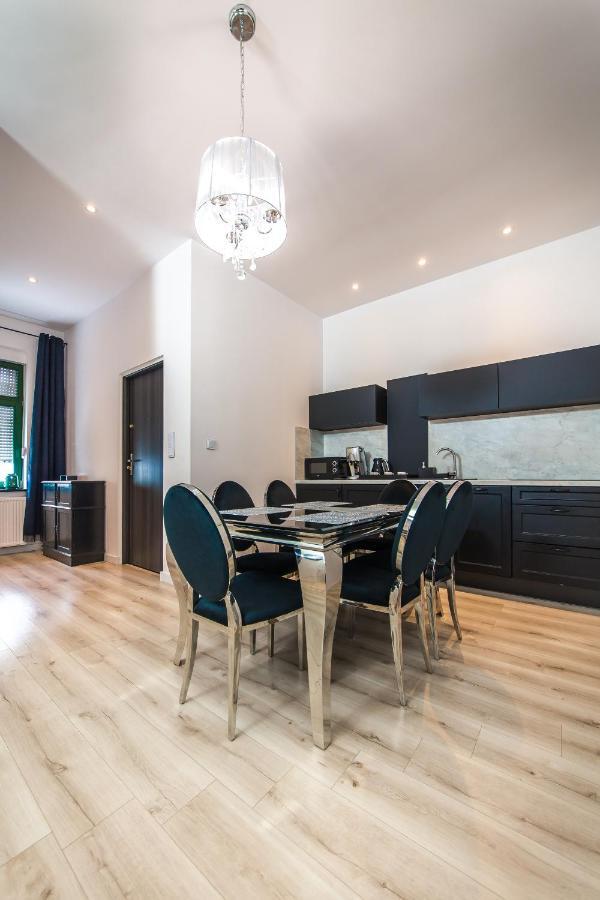 Moonlight Apartament เจโลนากูรา ภายนอก รูปภาพ